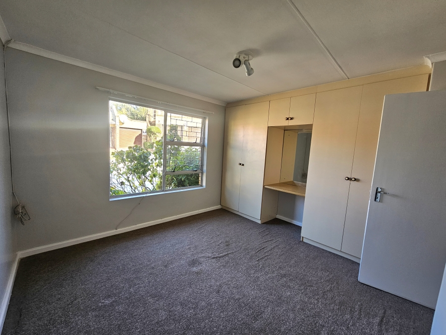 To Let 3 Bedroom Property for Rent in Nahoon Valley Park Eastern Cape